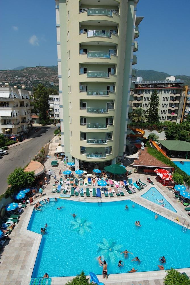 Okan Tower Apart Hotel Alanya Bagian luar foto