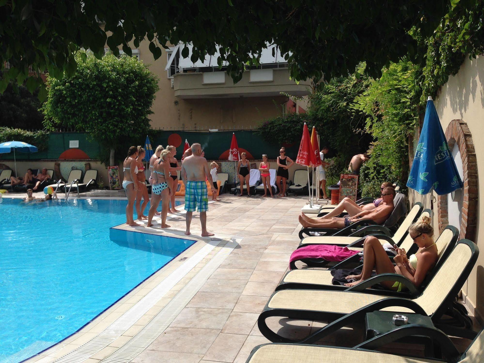 Okan Tower Apart Hotel Alanya Bagian luar foto