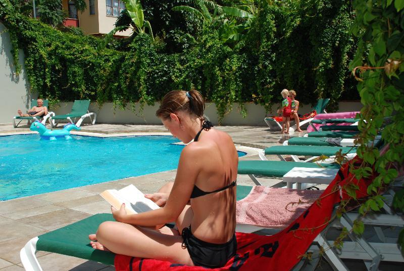 Okan Tower Apart Hotel Alanya Bagian luar foto